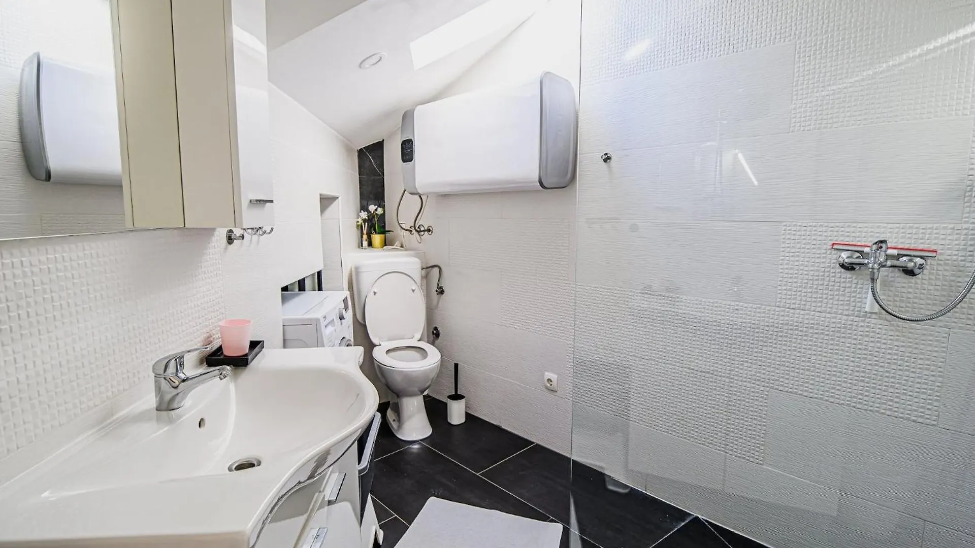 Sleek And Stylish Umag Apartments With Sea View - Two Bedroom Apartment With Terrace